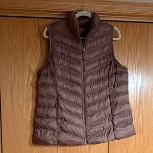 32 Degrees mauve Quilted Vest